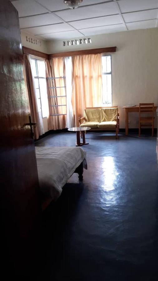 Maddy'S Kitchen And Accomodation Gisenyi Εξωτερικό φωτογραφία