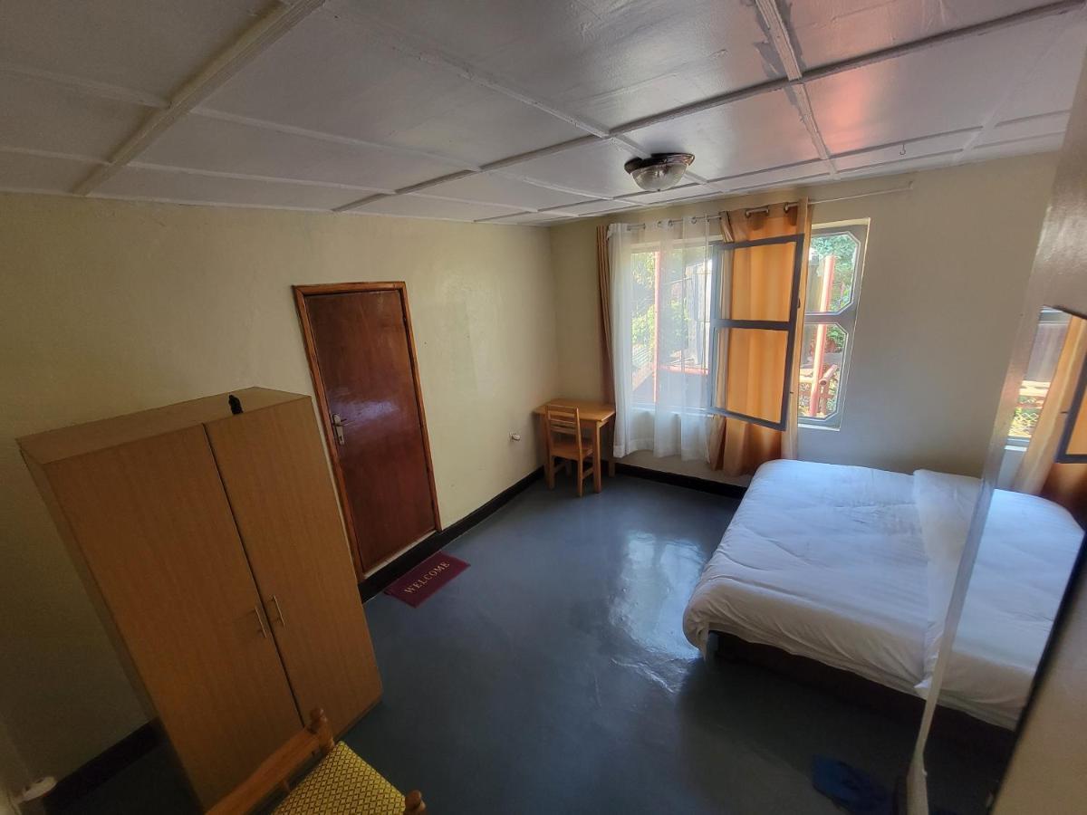 Maddy'S Kitchen And Accomodation Gisenyi Εξωτερικό φωτογραφία